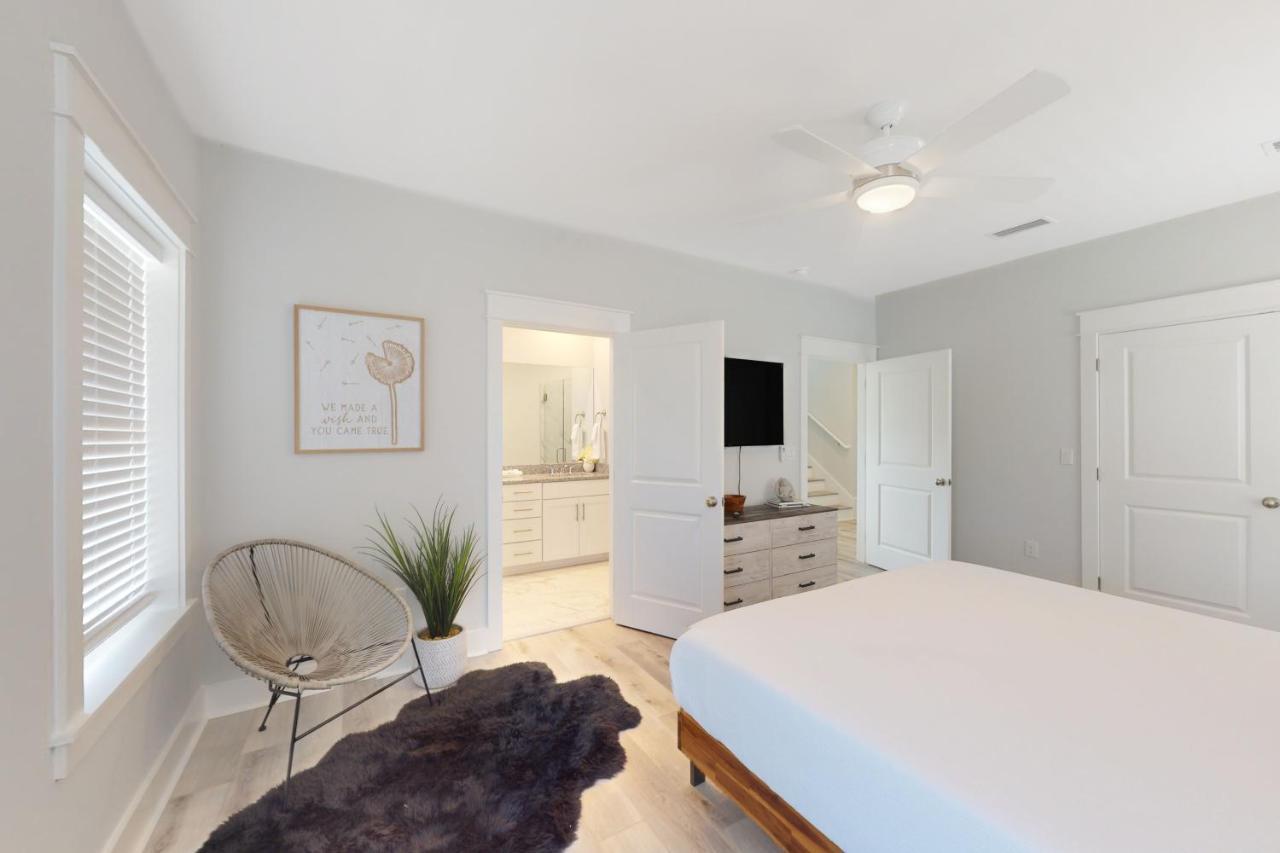 Lagoon Manor * Panama City Beach